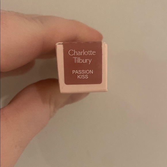 Hyaluronic + Happikiss Colour Balm - passion kiss Has been swatched - Picture 2 of 2